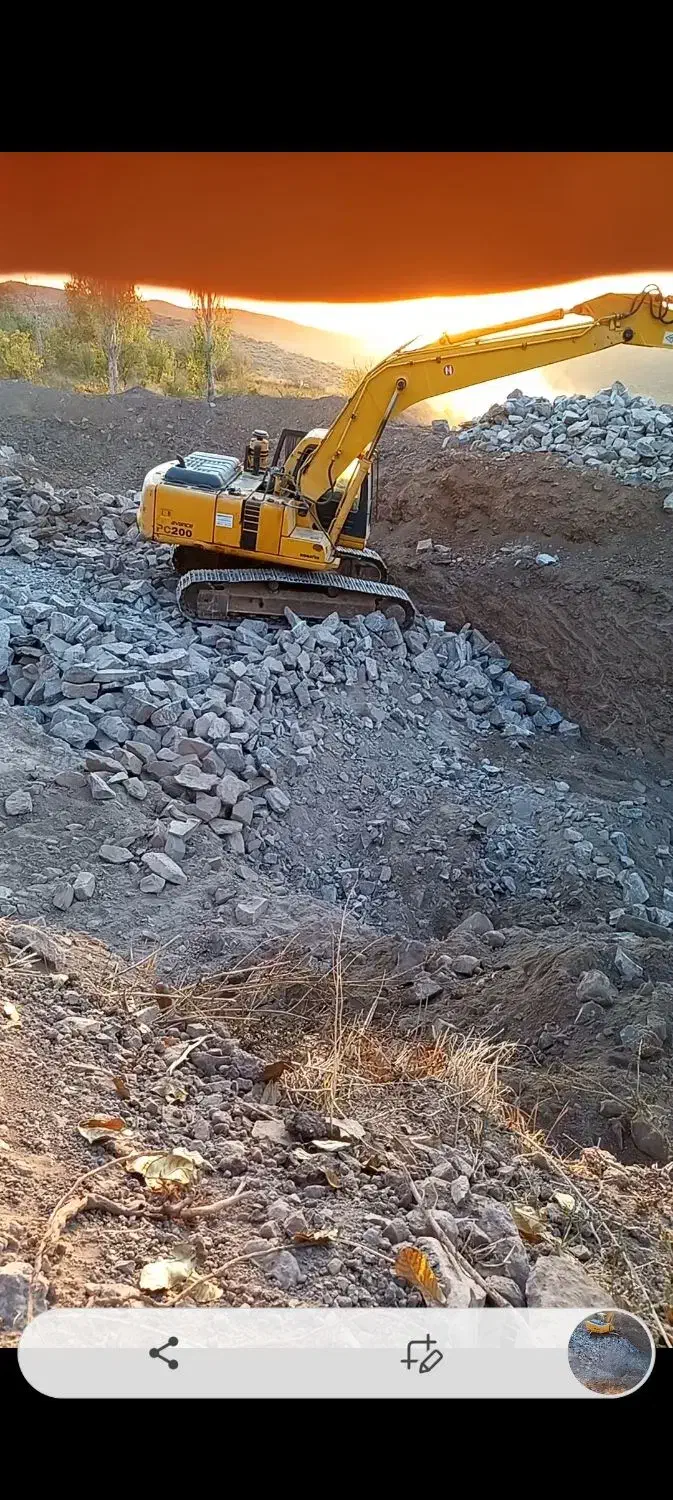 بیل مکانیکی کوماتسو خط۶|خودرو سنگین|سلفچگان, |دیوار