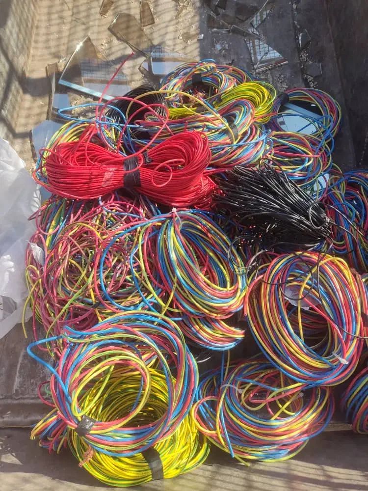 خرید ضایعات میلگرد مس الومینیم با ترازوی دیجیتال|عمدهفروشی|شیراز, شهرک والفجر|دیوار