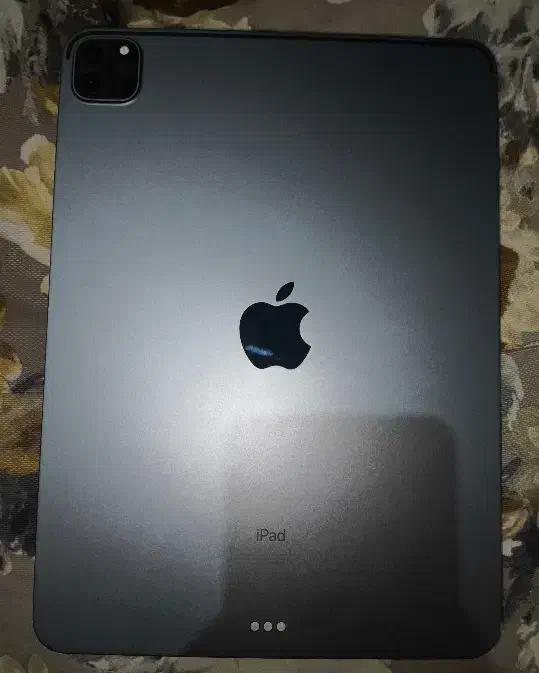 ipad pro 2021|تبلت|رشت, یخسازی|دیوار