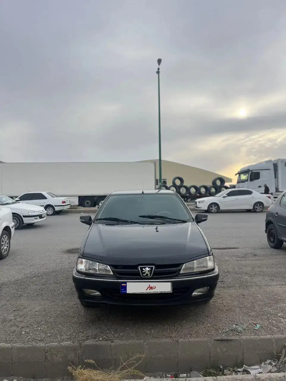 پژو پارس مدل ۹۳ اتاق تعویض|خودرو سواری و وانت|ماکو, |دیوار