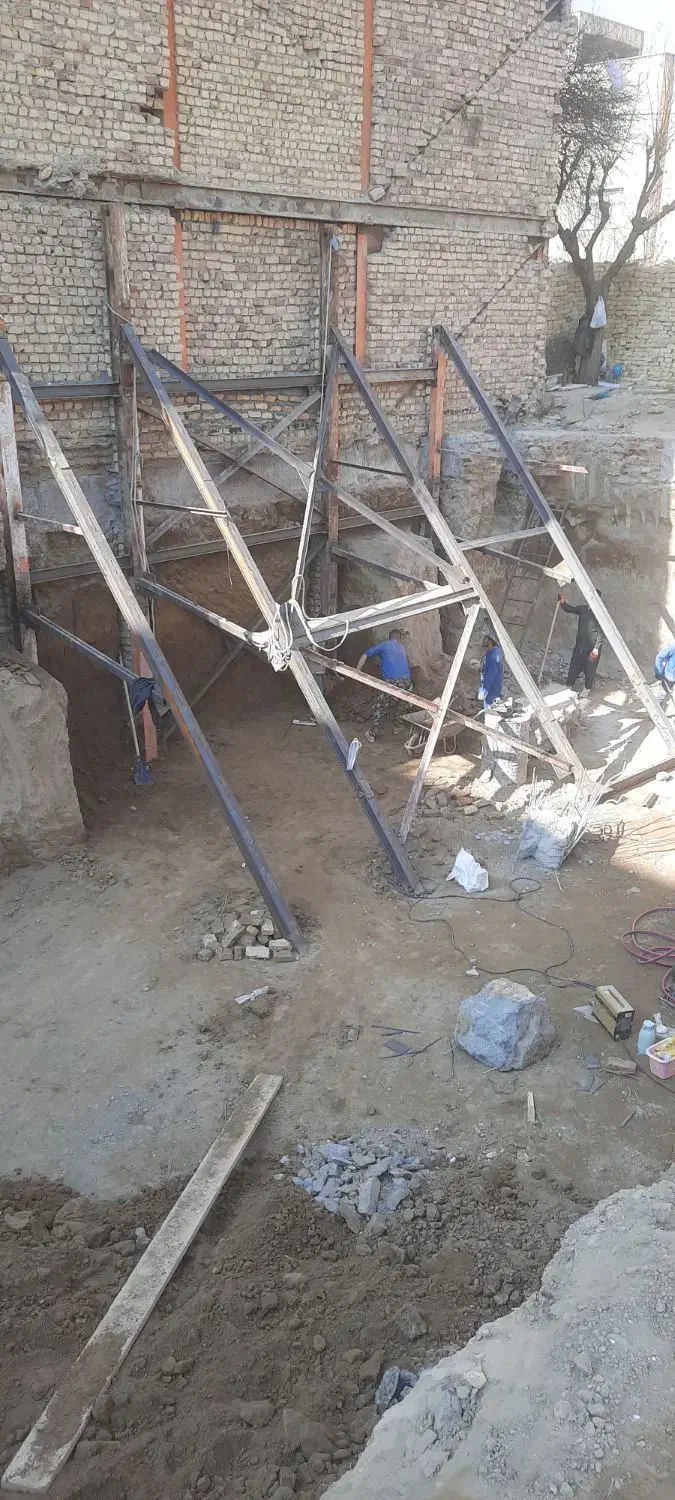 جوشکاری اسکلت فلزی و اجرایه سقف تیرچه کرومیت|خدمات پیشه و مهارت|شهریار, شهریار|دیوار