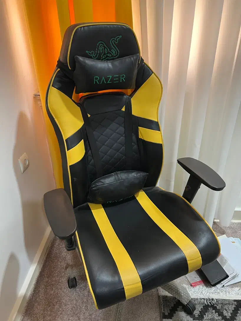 صندلی گیمینگ|صندلی و نیمکت|اهواز, ۲۴ متری|دیوار