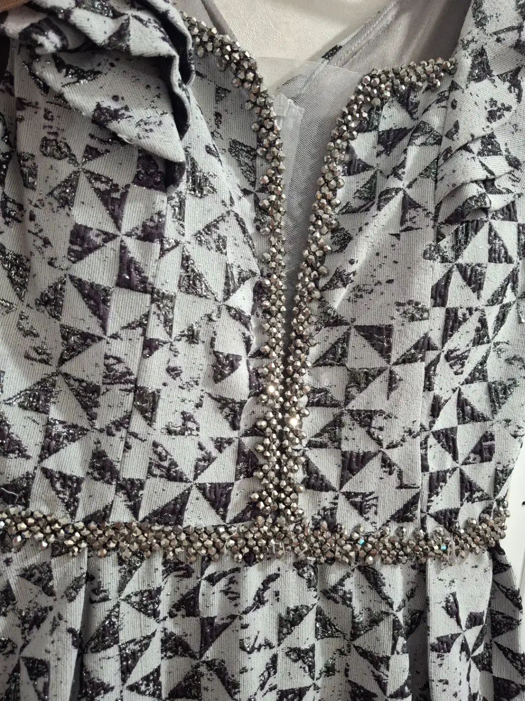 لباس|لباس|اشتهارد, |دیوار