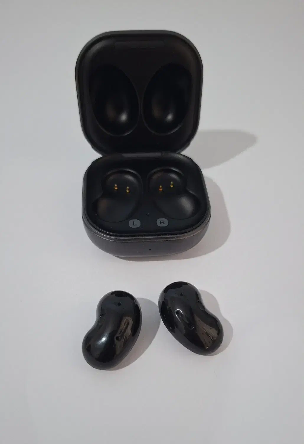 هدفون سامسونگ buds live|لوازم جانبی موبایل و تبلت|تهران, مدائن|دیوار