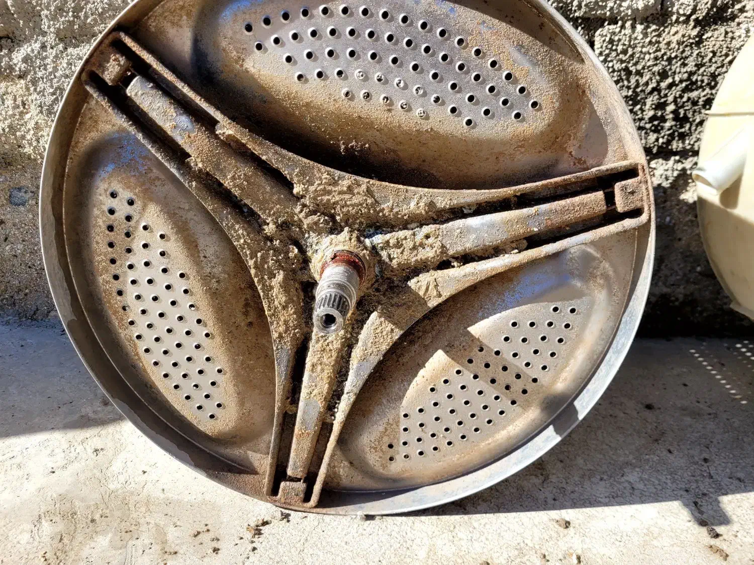 جرمگیری حرفهای لباسشویی تمیزی ونرمی مثل روزاول|خدمات پیشه و مهارت|نهاوند, |دیوار