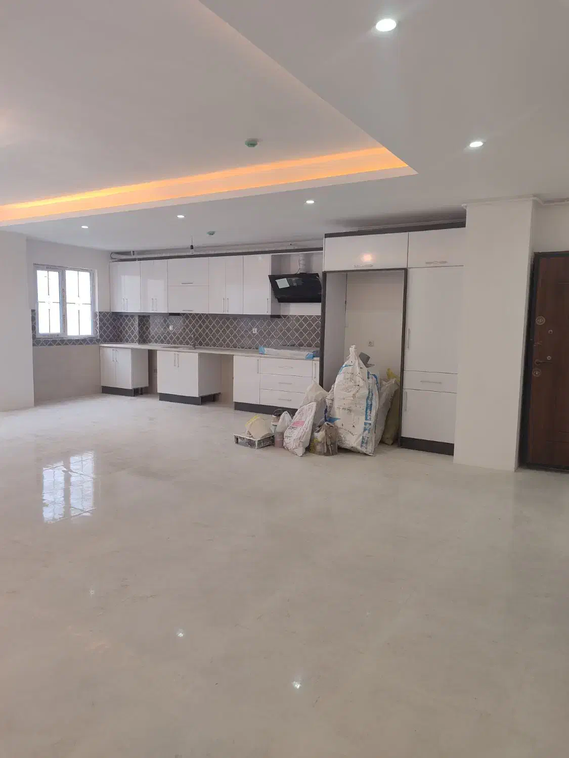 رهن800 توشیبا پیام نور بیانی باهنر شهرک باران|اجارهٔ آپارتمان|رشت, باهنر|دیوار