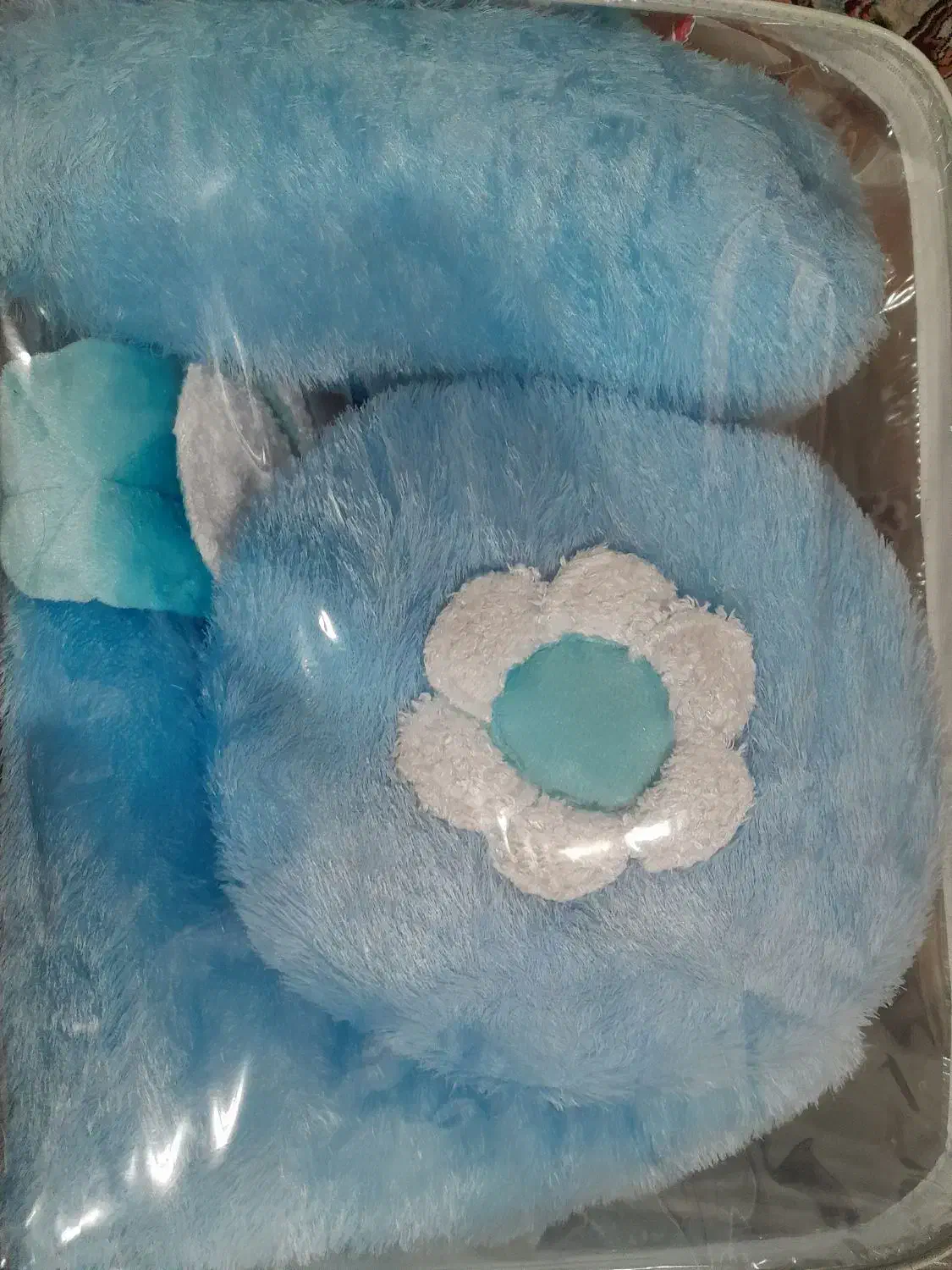 دو عدد رو تختی نو|رختخواب، بالش، پتو|مبارکه, |دیوار