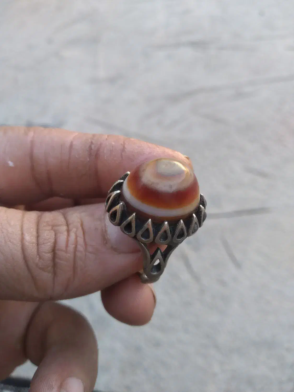 انگشتر باباغوری سه پوست|کلکسیون اشیاء عتیقه|جیرفت, |دیوار