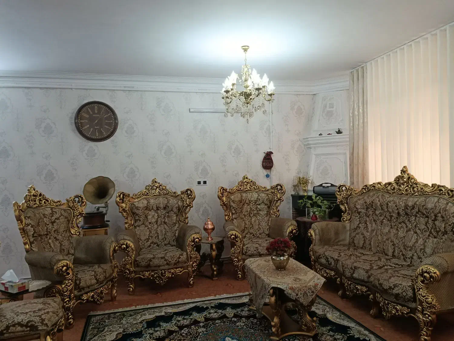 مبل|مبلمان خانگی و میز عسلی|آبیک, |دیوار