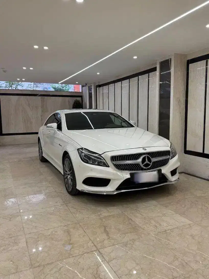 بنز CLS500 AMG بدون رنگ گذر موقت|خودرو سواری و وانت|رشت, گلسار|دیوار