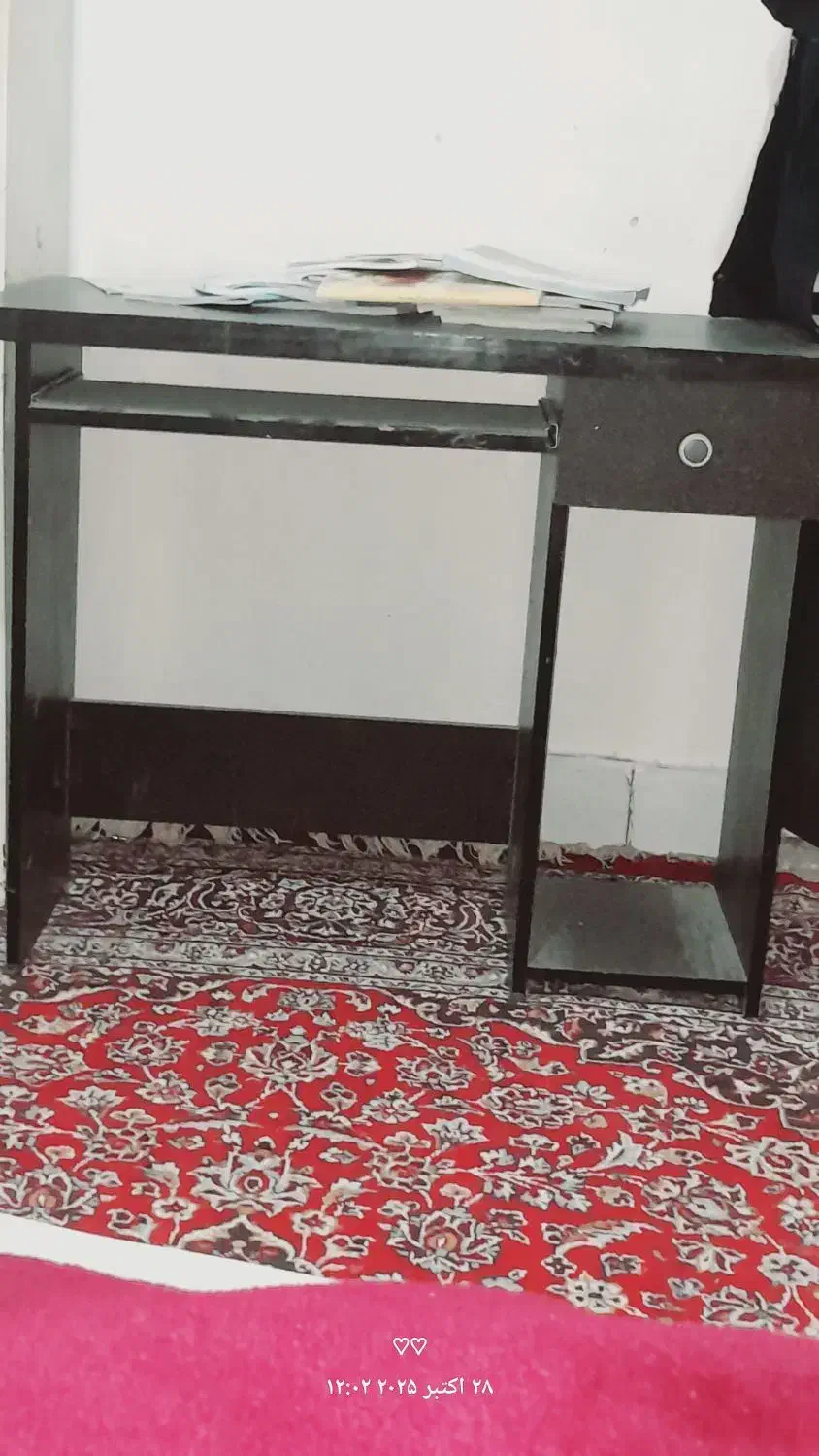 میز کامپیوتر|میز تحریر و کامپیوتر|بم, |دیوار