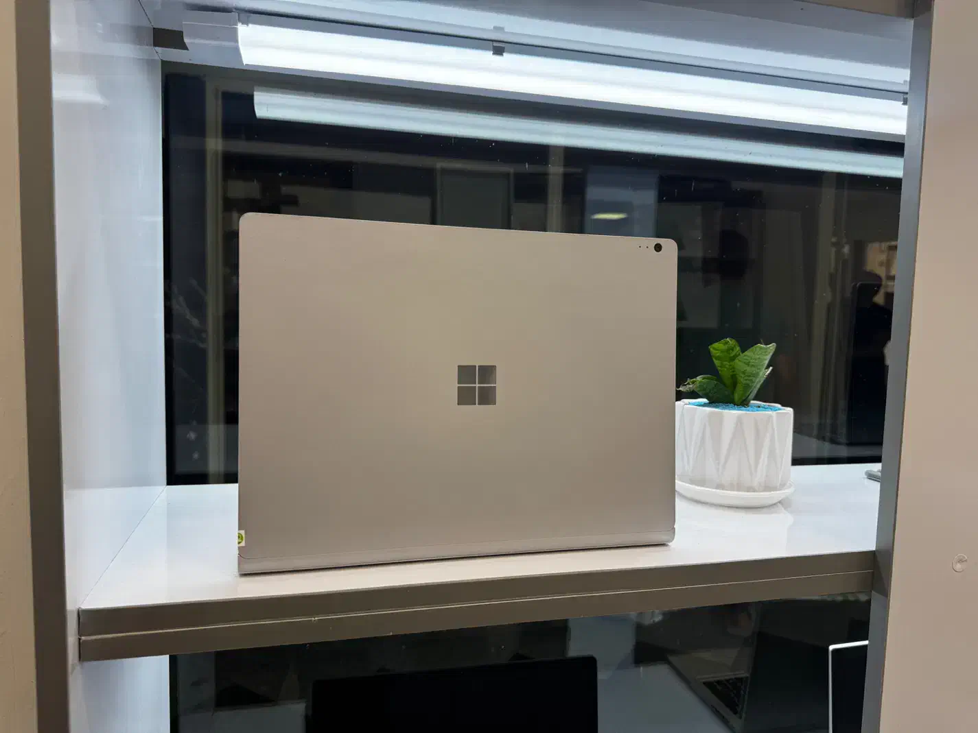 سرفیس بوک ۲ گرافیک دار ۱۳ اینچی|رایانه همراه|تهران, فلسطین (میدان انقلاب)|دیوار