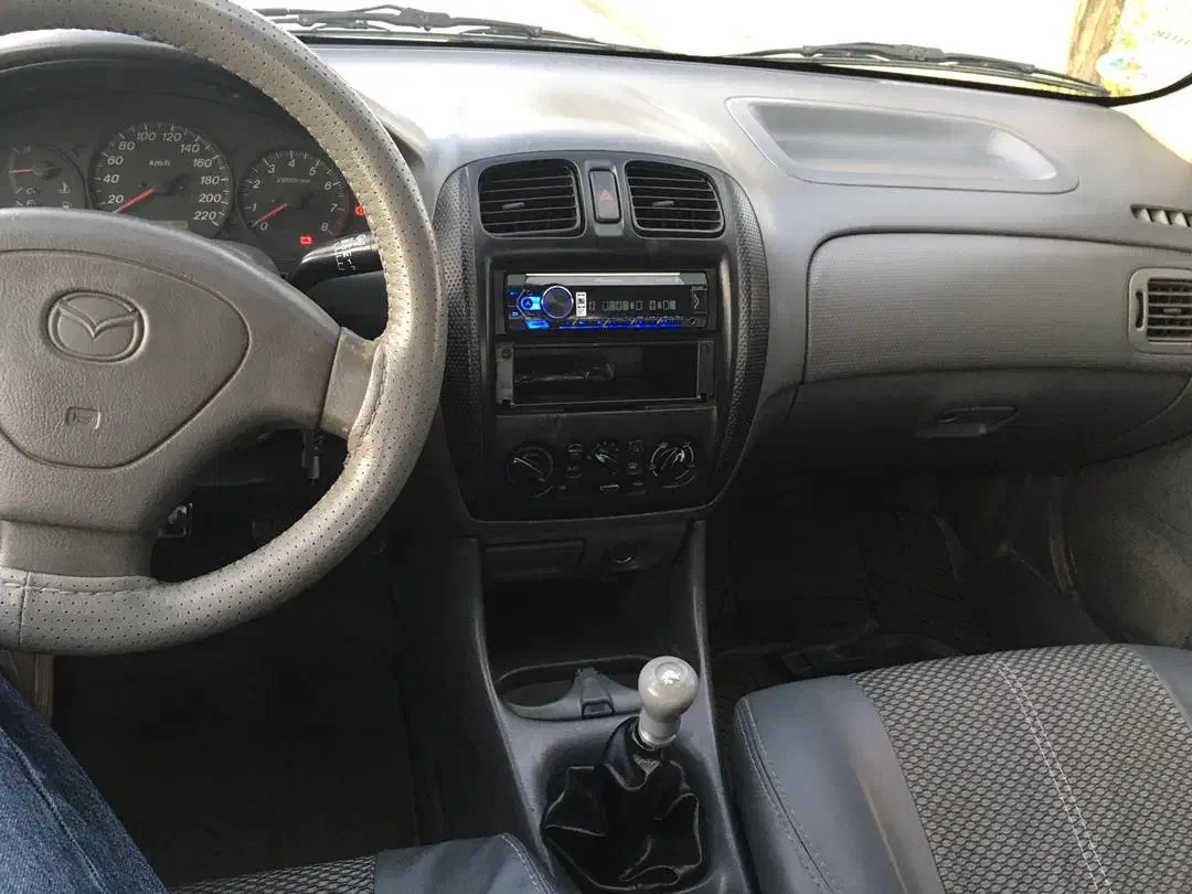 مزدا ۳۲۳|خودرو سواری و وانت|سنندج, |دیوار