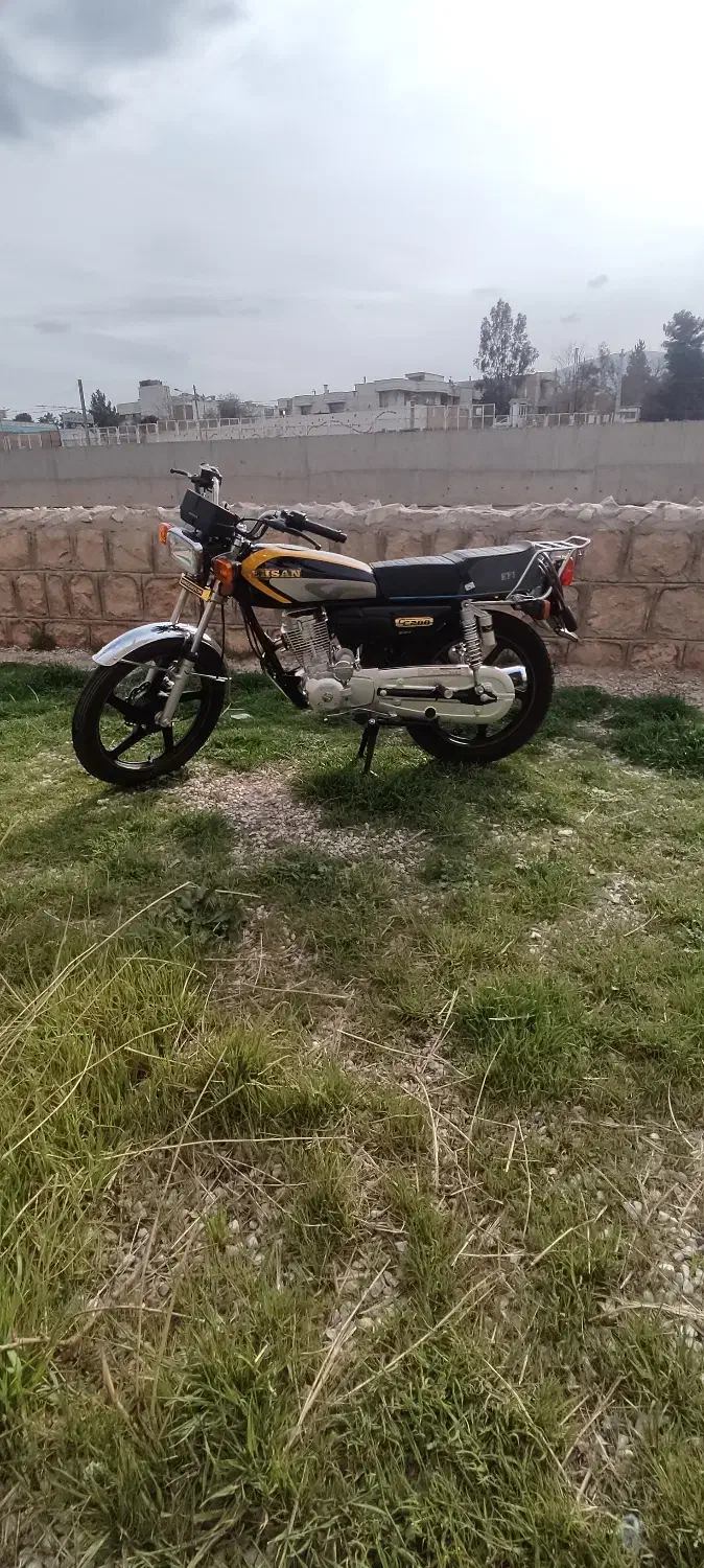 موتور 200احسان|موتورسیکلت|شیراز, پودنک|دیوار