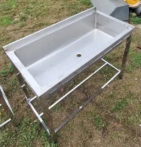 سینک استیل صنعتی پایه دار|فروشگاه و مغازه|رشت, شالکو|دیوار