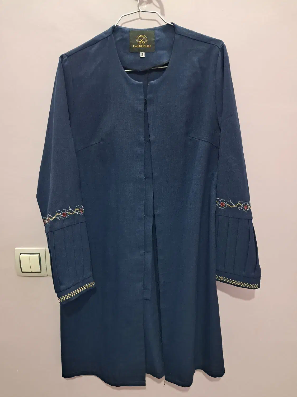 مانتو|لباس|بروجرد, |دیوار