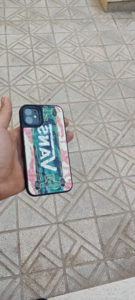 گوشی ایفون ۱۱ نرمال حافظ 128|موبایل|یزد, |دیوار