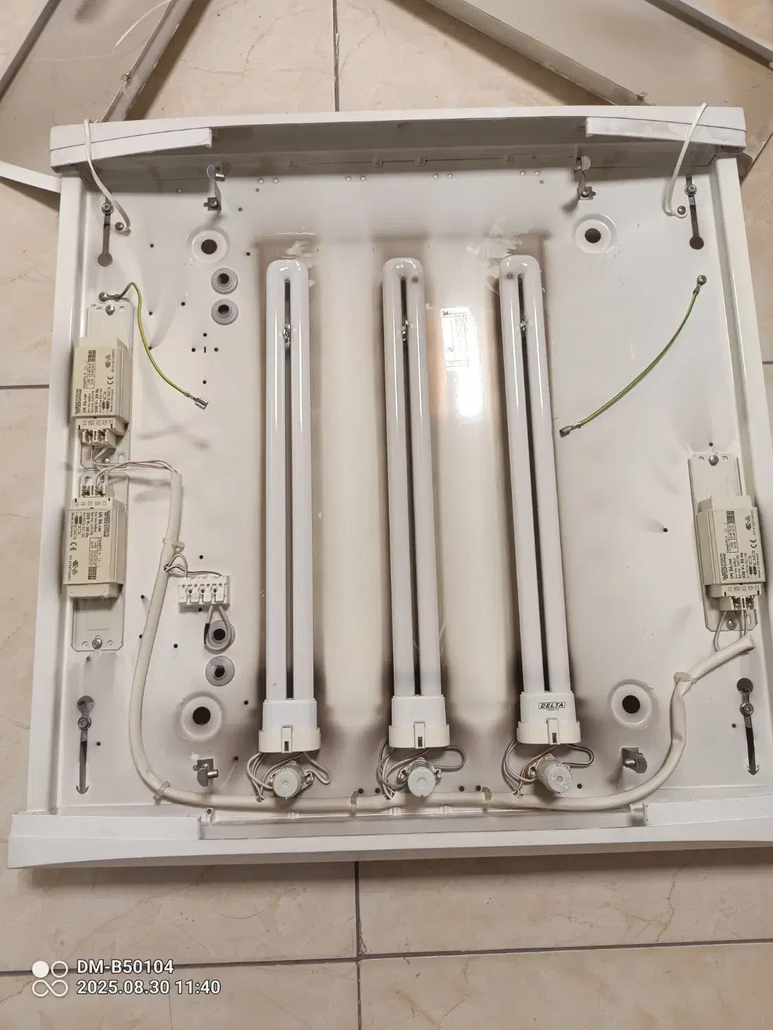 چراغ سقفی آف پی ال مازینور۶۰×۶۰|لامپ و چراغ|گلستان (تهران), |دیوار