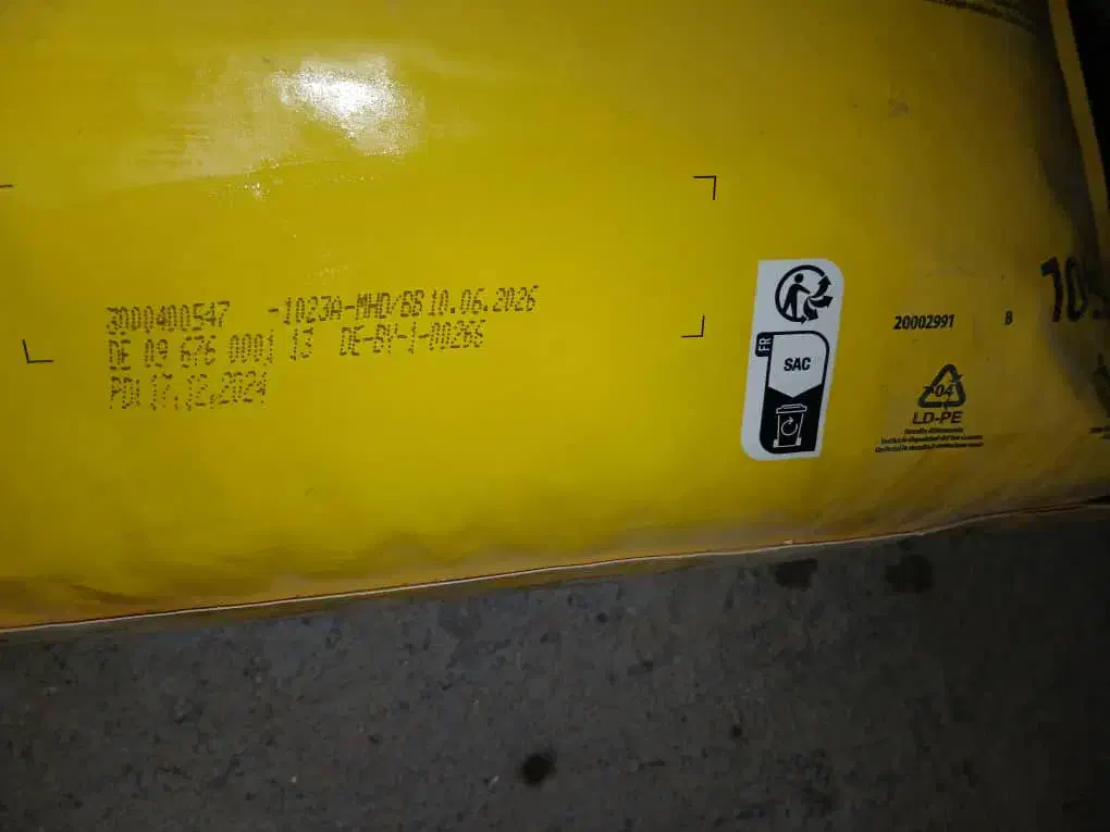 فروش ۹ کیسه غذای گربه|لوازم جانبی حیوانات|لامرد, |دیوار