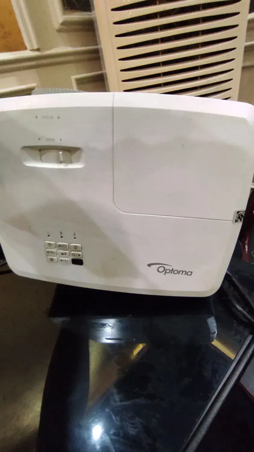 ویدیوپرژکتور اپتما بادستگاه مبدل پخش و پرده و پایه|تلویزیون و پروژکتور|تهران, ستارخان|دیوار