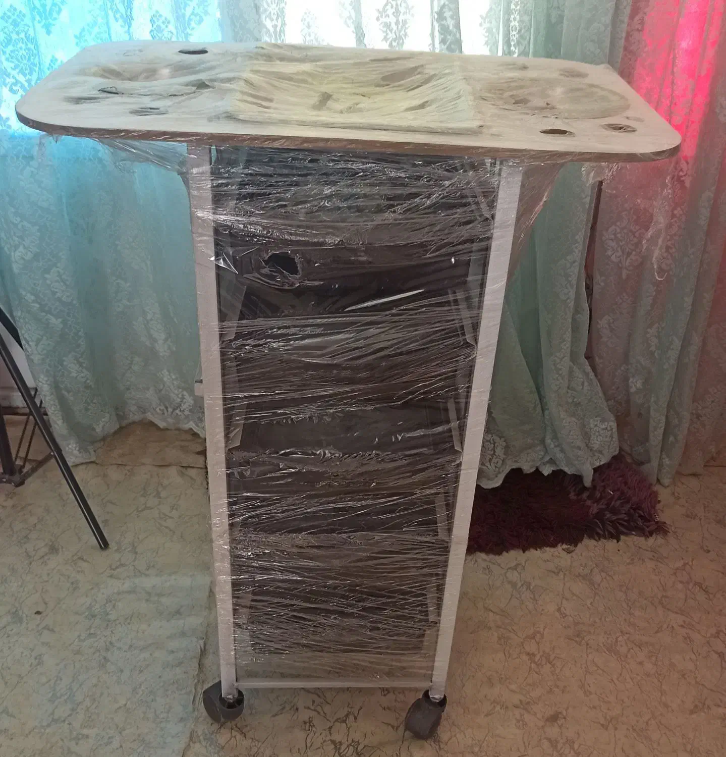 آب گرمکن نانو . استیم ترولی . صندلی اصلاح .تخت مژه|آرایشگاه و سالن‌های زیبایی|ایذه, |دیوار