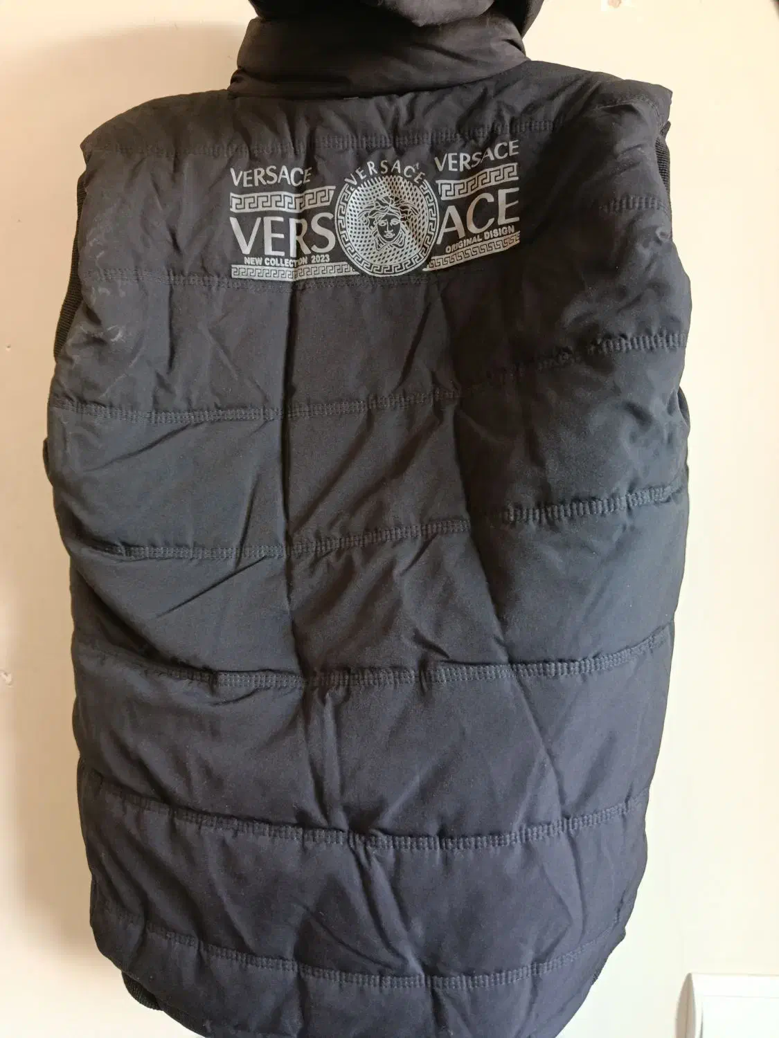 پافر دورو|لباس|فولادشهر, C4|دیوار