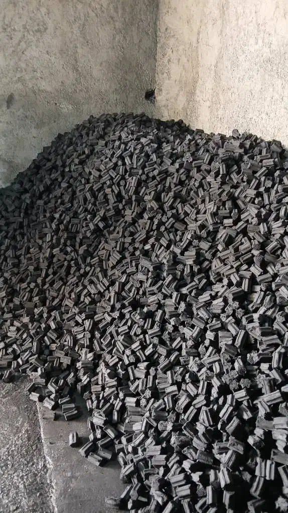 زغال فشرده کبابی درجه یک با قیمت عمده ی مناسب|عمده‌فروشی|کرج, مهرویلا شمالی|دیوار