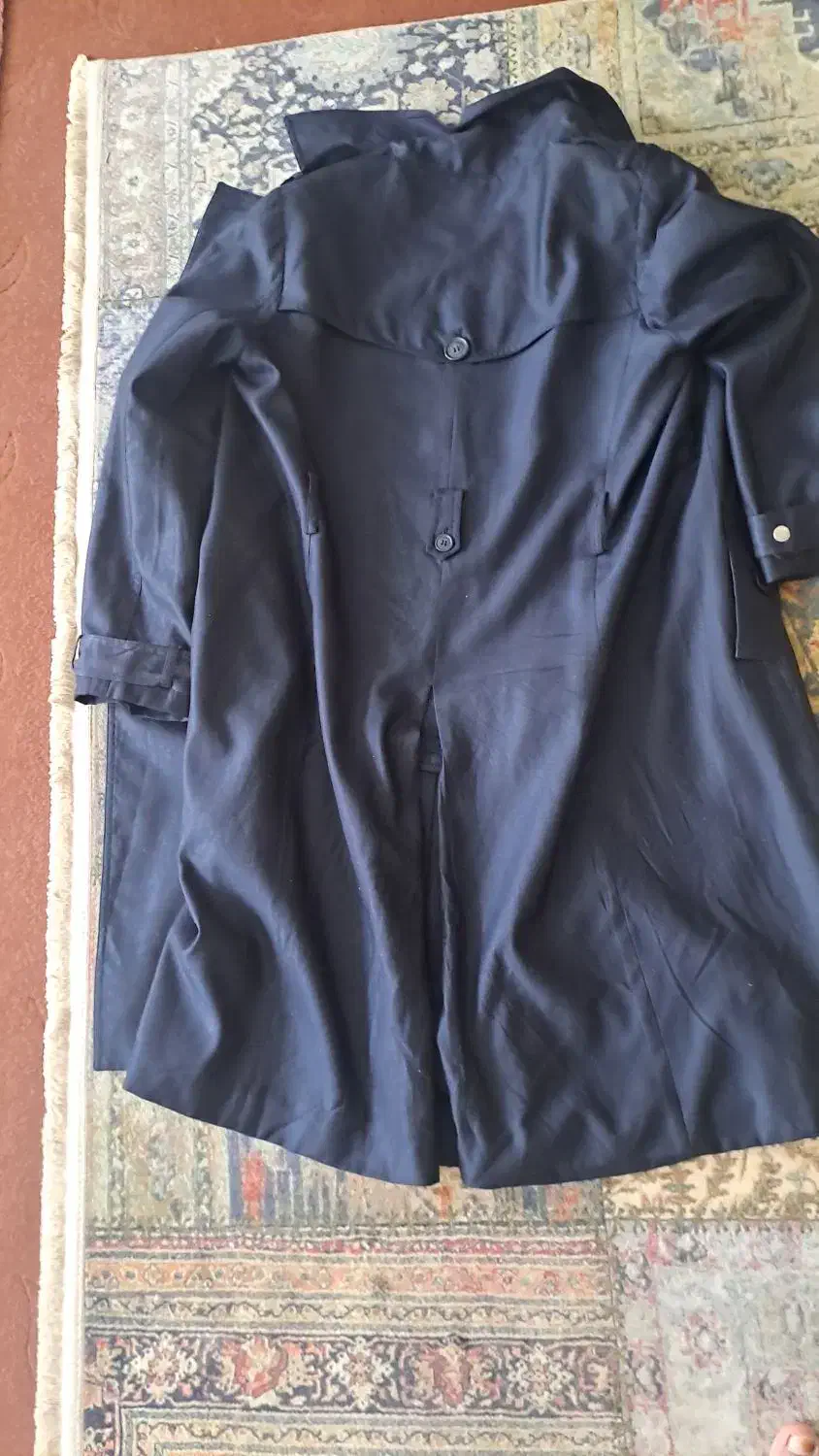 پالتو خارجی|لباس|مهاجران, |دیوار