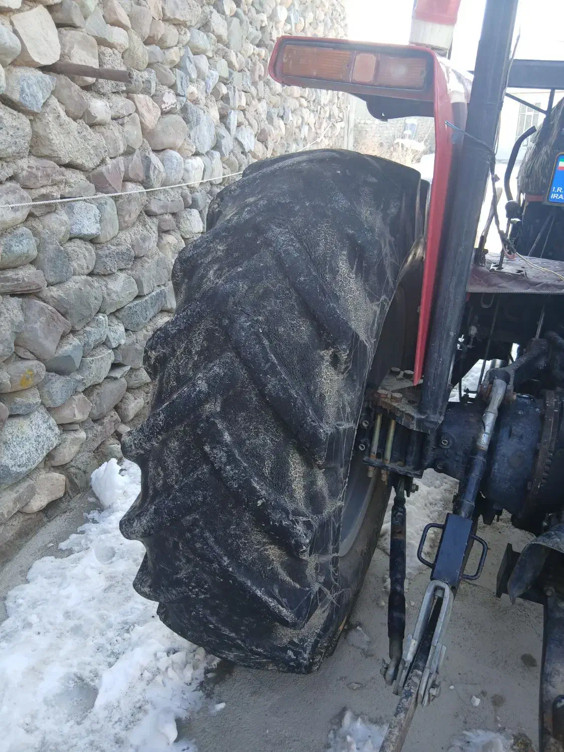 لاستیک تراکتور|خودرو سنگین|خوی, |دیوار