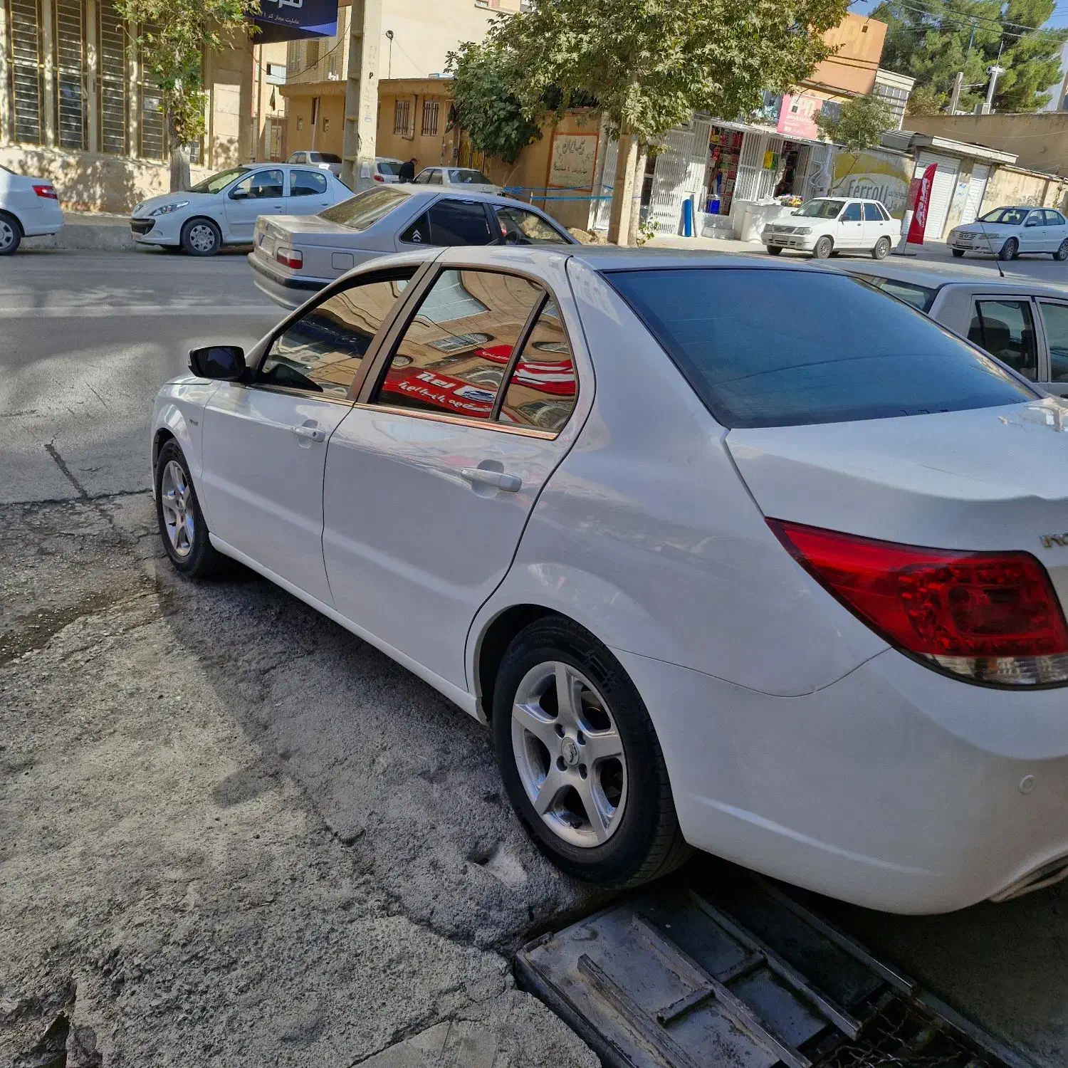 دنا تیپ2فول کروزدارمدل94|خودرو سواری و وانت|ایلام, |دیوار