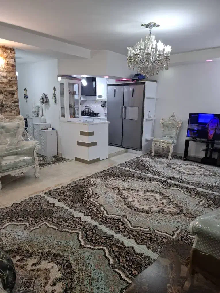 فاز ۴ شمال/پارکینگ /انباری /آسانسور|فروش آپارتمان|پرند, فاز ۴|دیوار