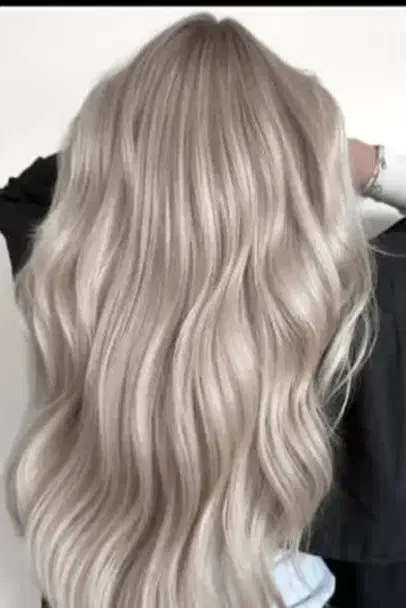 خدمات تخصصی رنگ و لایت ومیکاپ وشنیون|خدمات آرایشگری و زیبایی|هشتگرد, هشتگرد قدیم|دیوار