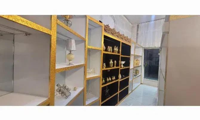 ویترین مغازه زیر قیمت فروش|بوفه، ویترین، کنسول|یزد, |دیوار