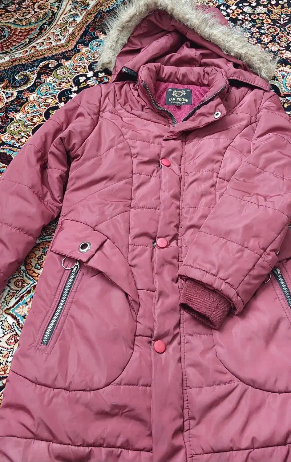 پالتو و کاپشن های دخترانه درحد نو|لباس|همدان, |دیوار