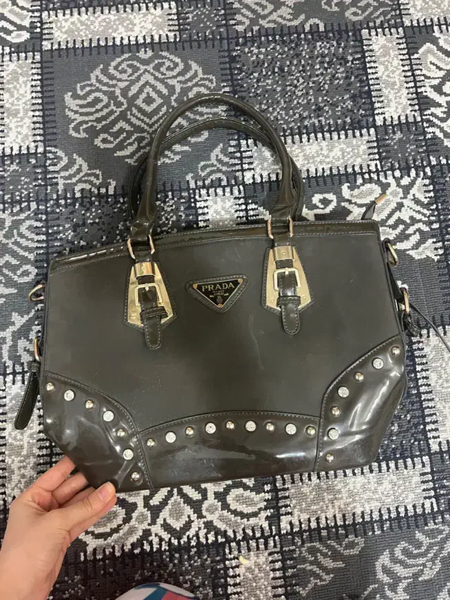 کیف در حد نو|کیف، کفش، کمربند|ابریشم, |دیوار