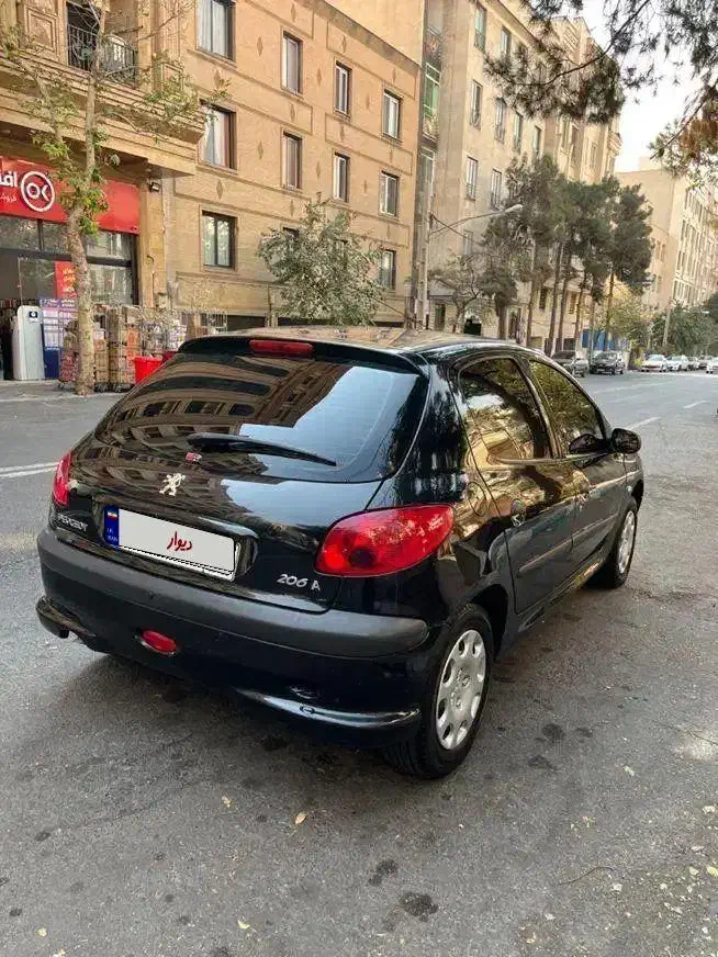 پژو ۲۰۶ اتومات مدل ۸۹|خودرو سواری و وانت|تهران, تهرانپارس غربی|دیوار