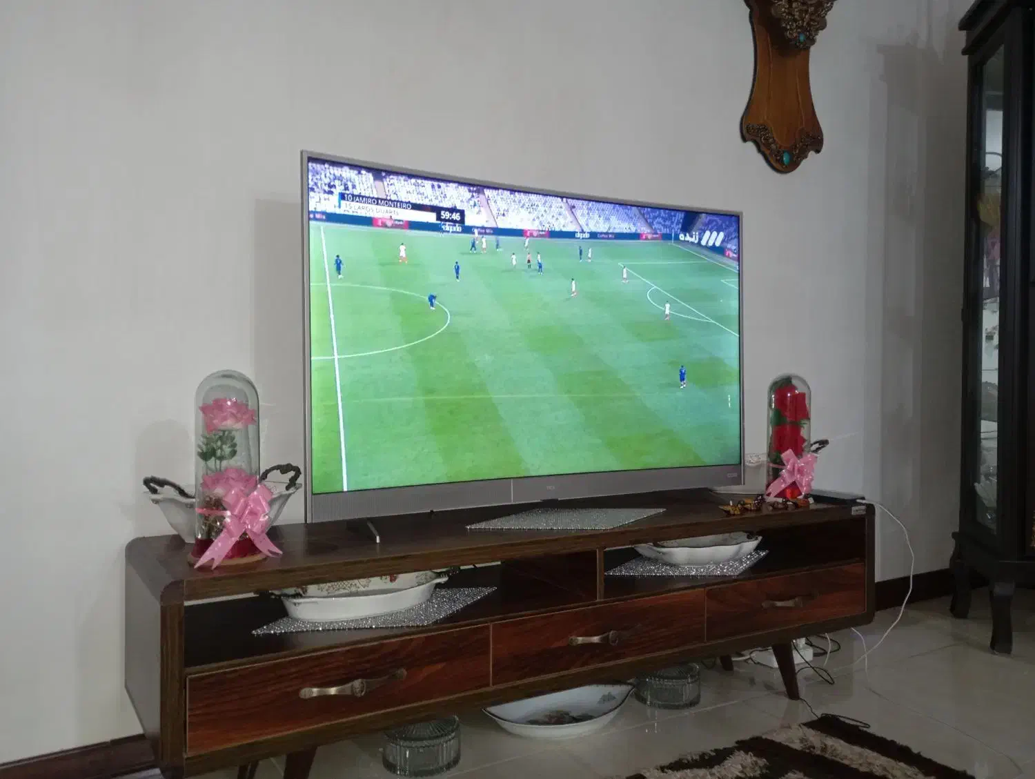 سلام چهل نه|تلویزیون و پروژکتور|تالش, هشتپر|دیوار