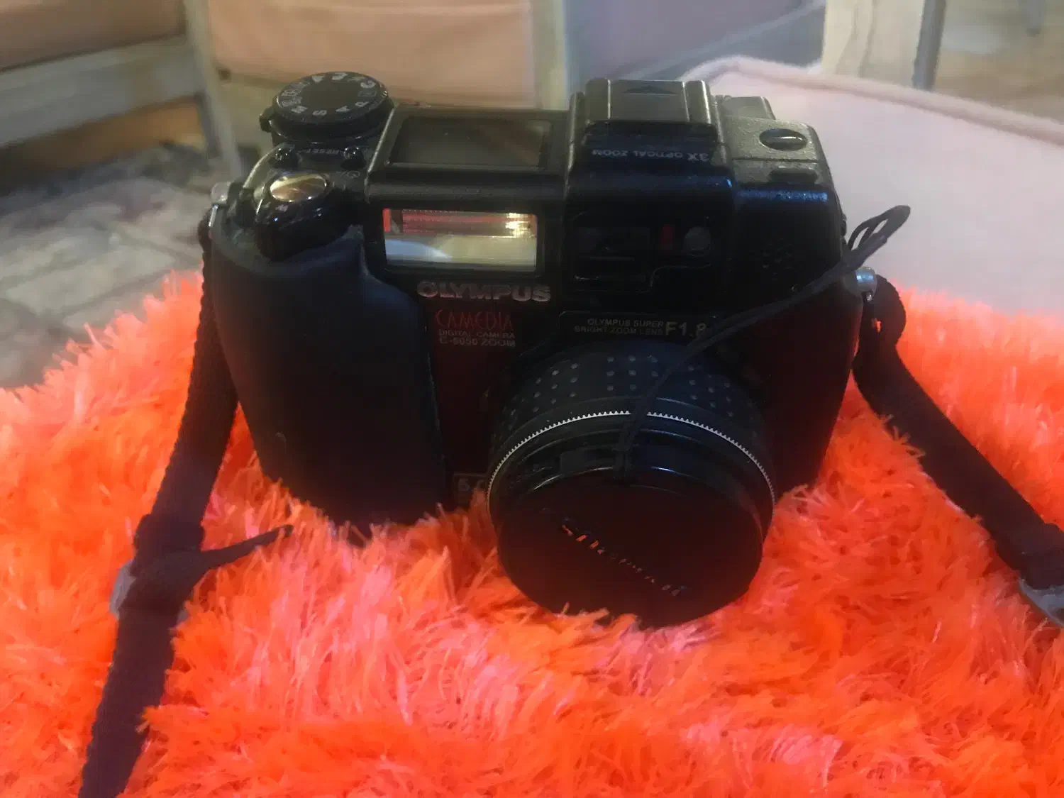 دوربین olympus c5050|دوربین عکاسی و فیلم‌برداری|نور, |دیوار