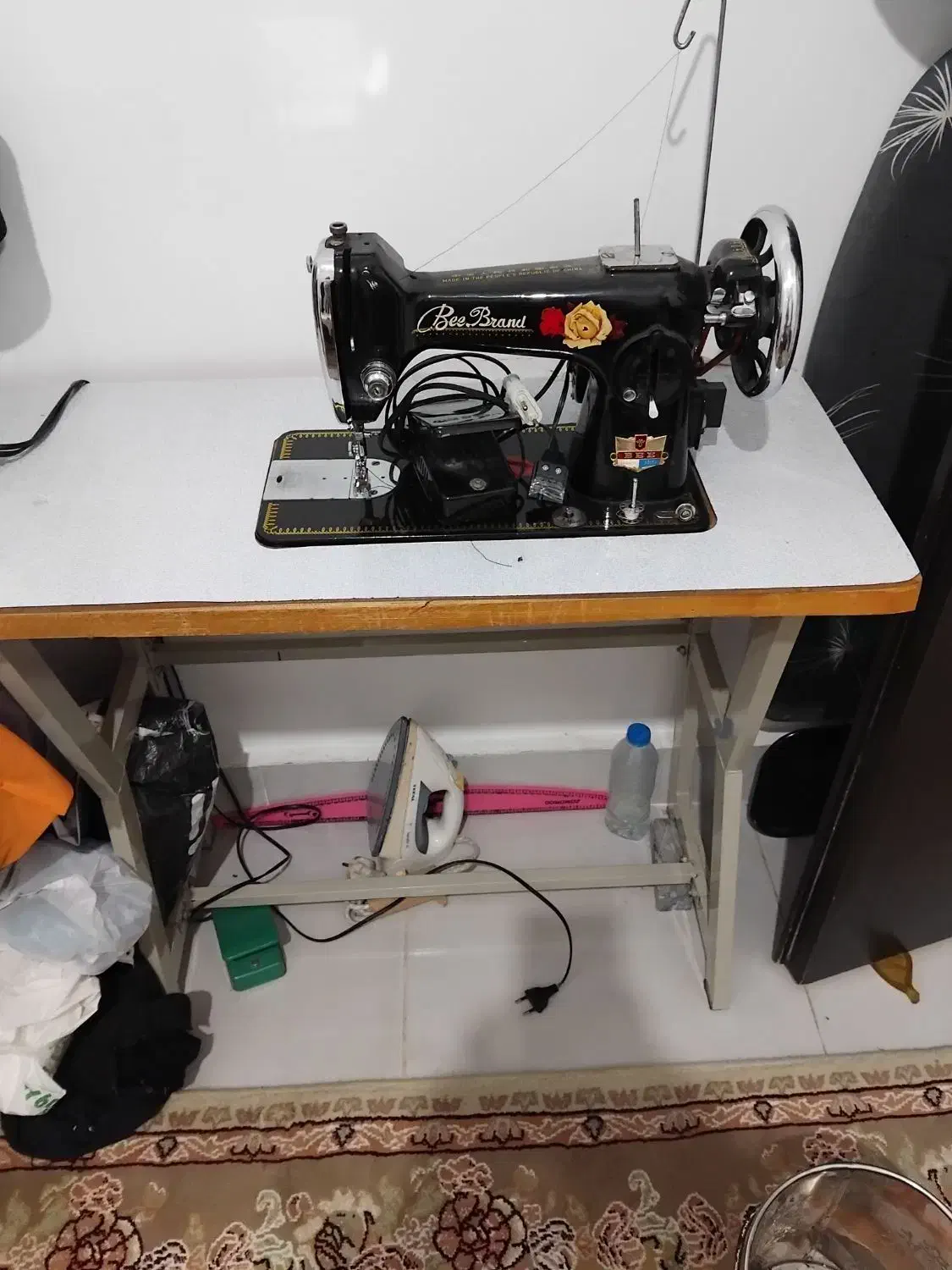 چرخ خیاطی|چرخ خیاطی و ریسندگی|ساری, |دیوار