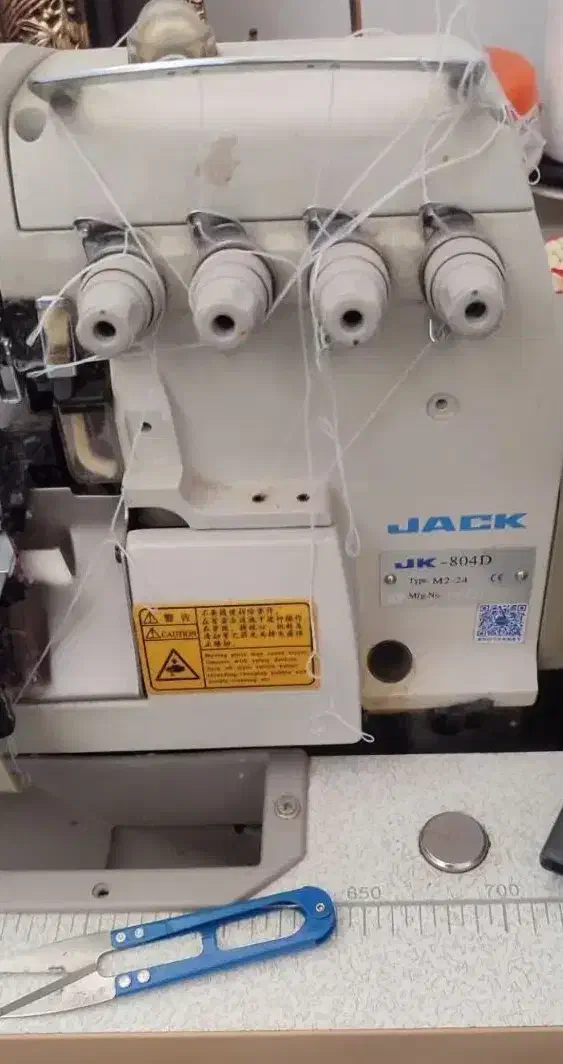 چرخ خیاطی حرفه ای و زیگزال|چرخ خیاطی و ریسندگی|تبریز, |دیوار