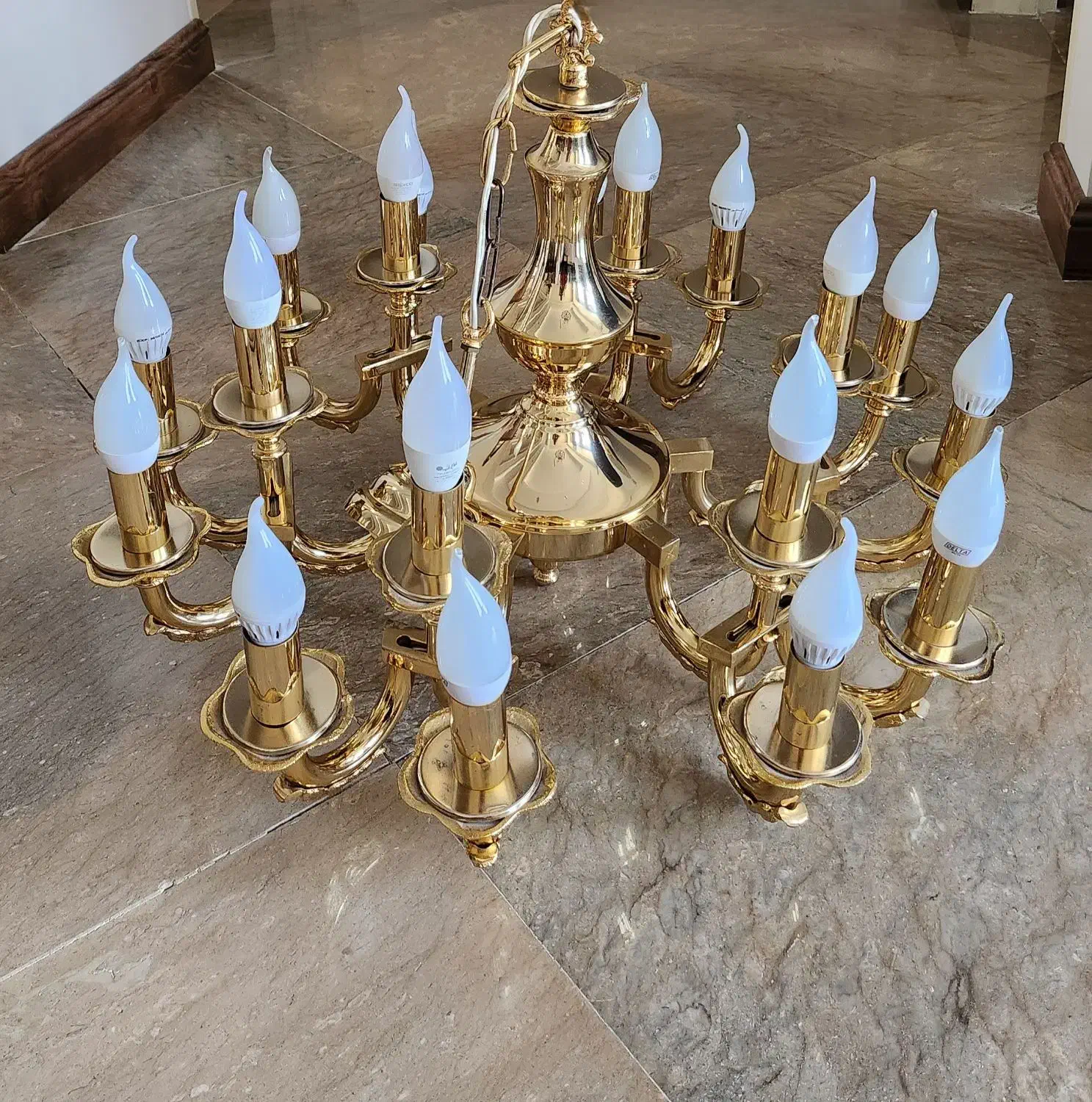 لوستر برنز رنگ ثابت، ۱۸ شاخه، با لامپ های کم مصرف|لوستر و چراغ آویز|تهران, ارم|دیوار