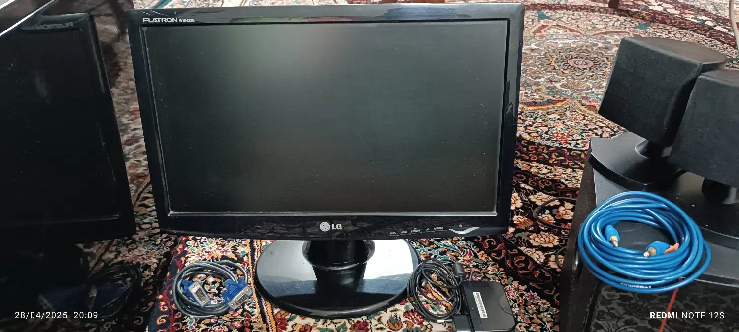 کامپیوتر به همراه تجهیزات|رایانه رومیزی|اصفهان, کوی امیریه|دیوار