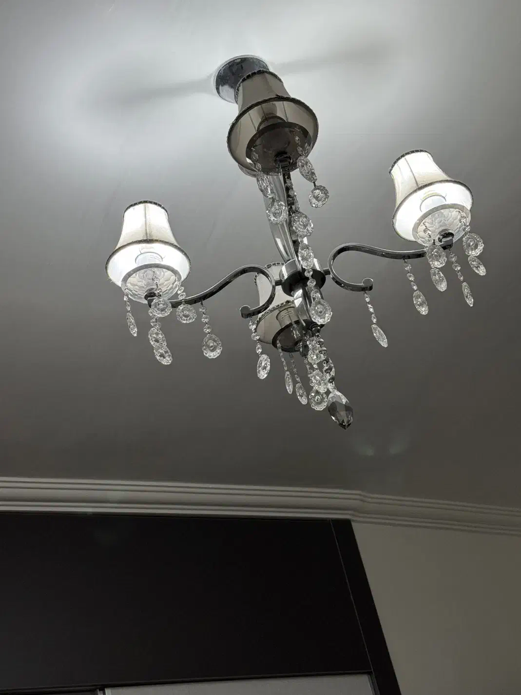 لوستر استیل یک عدد مناسب برای اتاق خواب یاآشپزخانه|لوستر و چراغ آویز|ارومیه, |دیوار