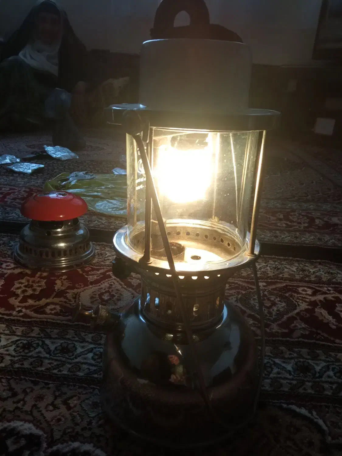 چراغ توری|کلکسیون اشیاء عتیقه|مریوان, |دیوار