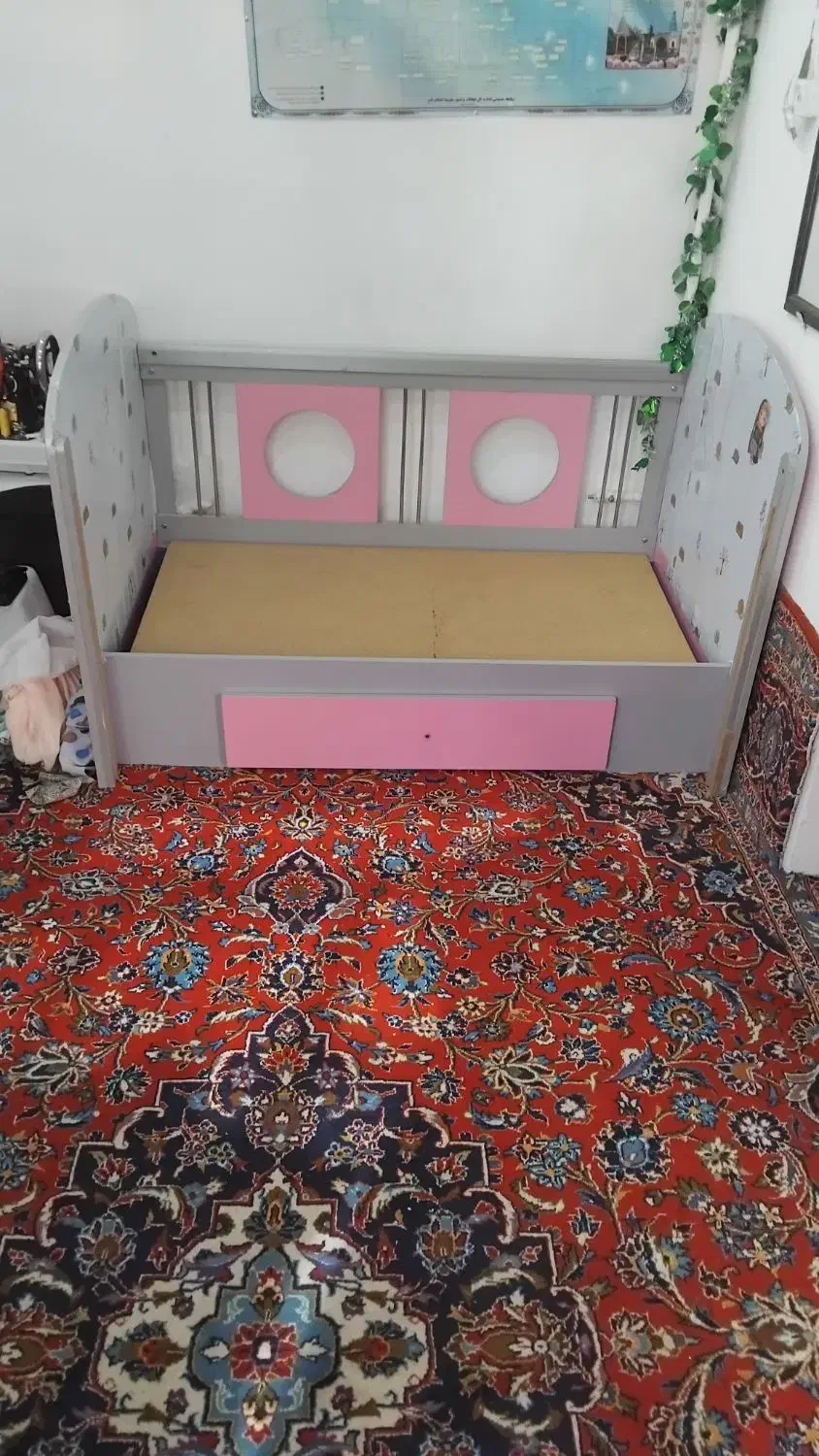 تخت وتشک طبی|اسباب و اثاث بچه|قم, میدان نو|دیوار