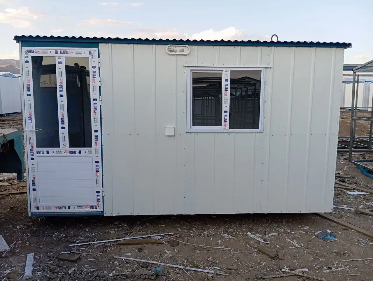 کانکس خوش قیمت 9 متری|فروشگاه و مغازه|بروجرد, |دیوار