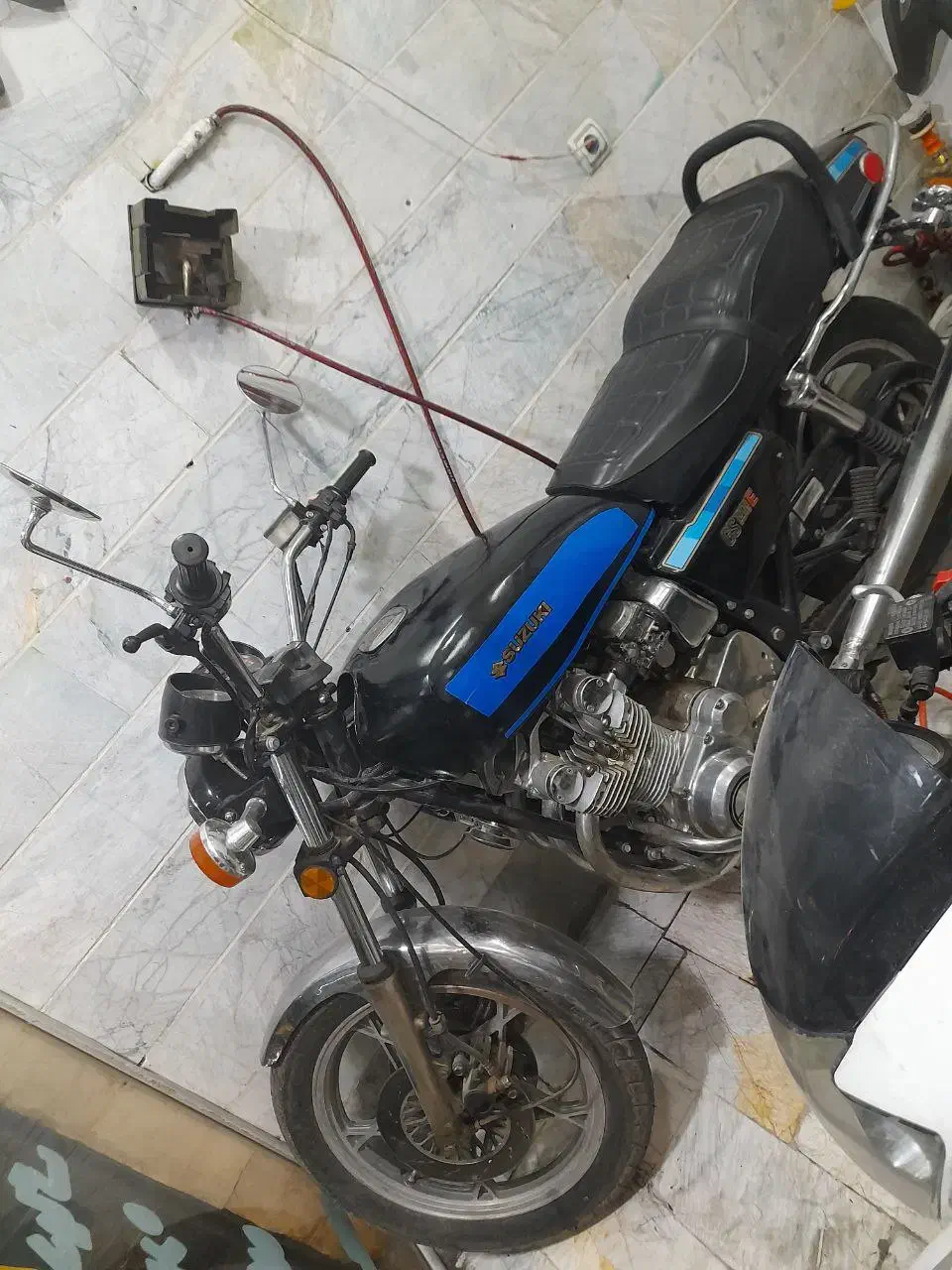 سوزوکیgs1000|موتورسیکلت|مشکین‌دشت, |دیوار