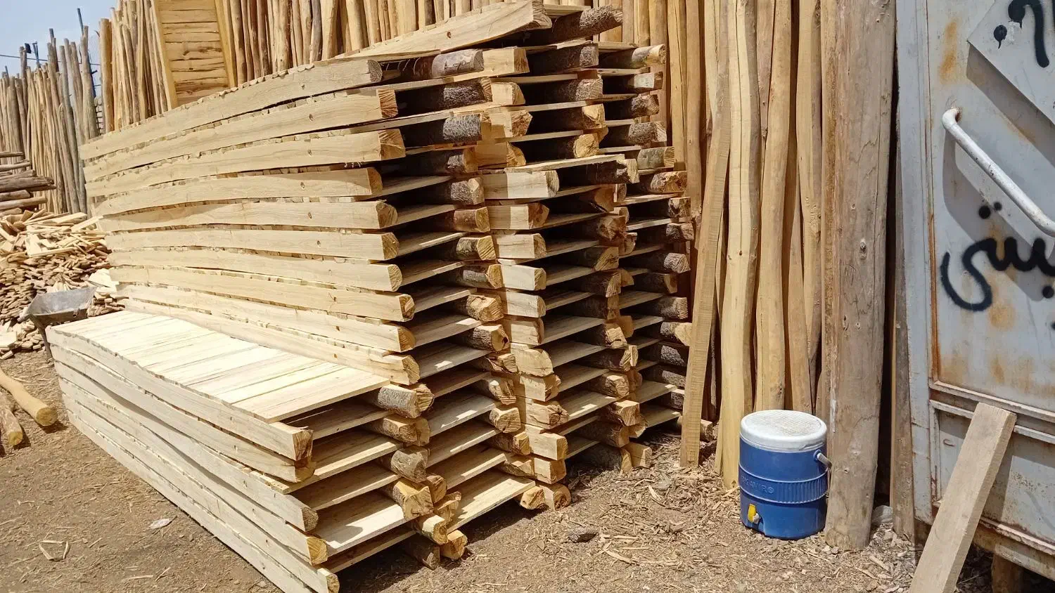 تخته بنایی ساختمانی ونردبان|مصالح و تجهیزات ساختمان|اصفهان, زاجان|دیوار