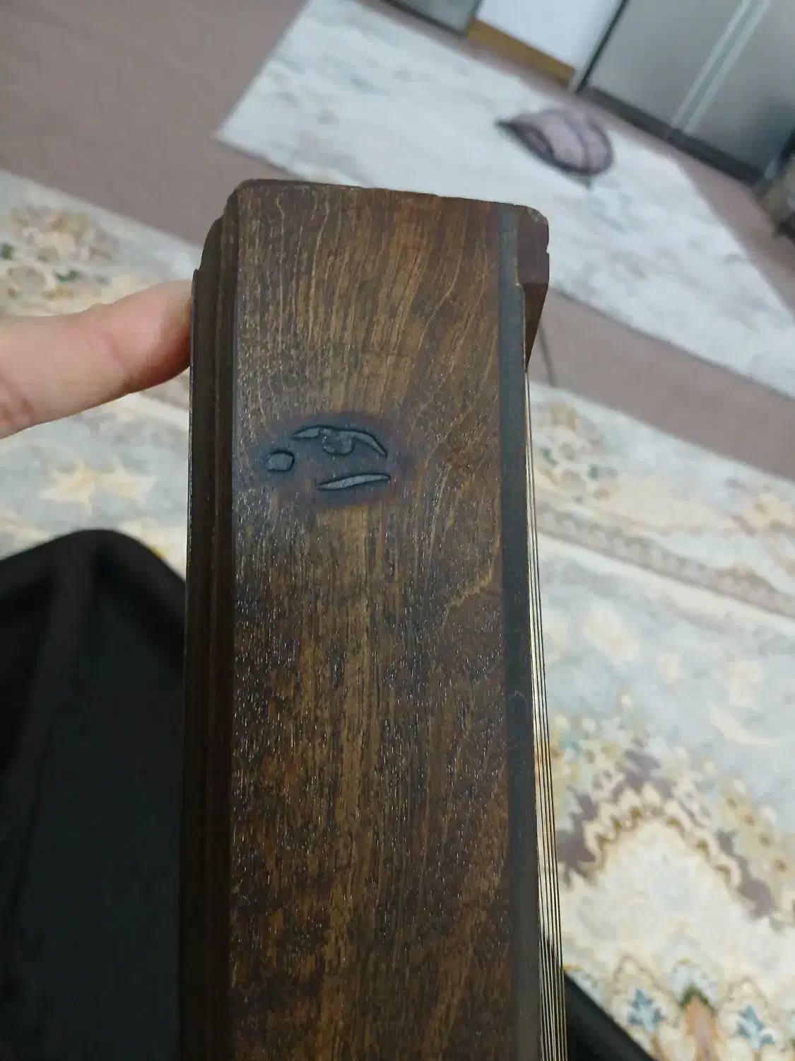 سنتور|سازهای سنتی|دشتابی, |دیوار