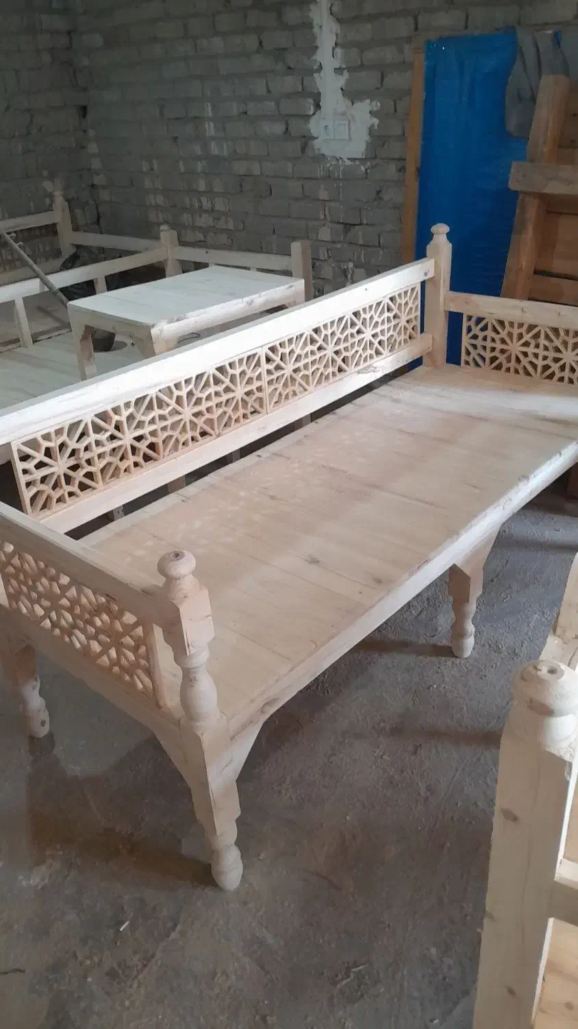 ساخت انواع تخت سنتی و کرسی|تخت و سرویس خواب|قم, قلعه صدری|دیوار